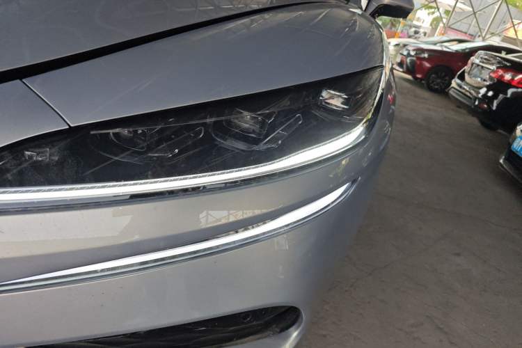 Used Denza Z9GT 2024 630 All-Wheel Drive Max Edition
