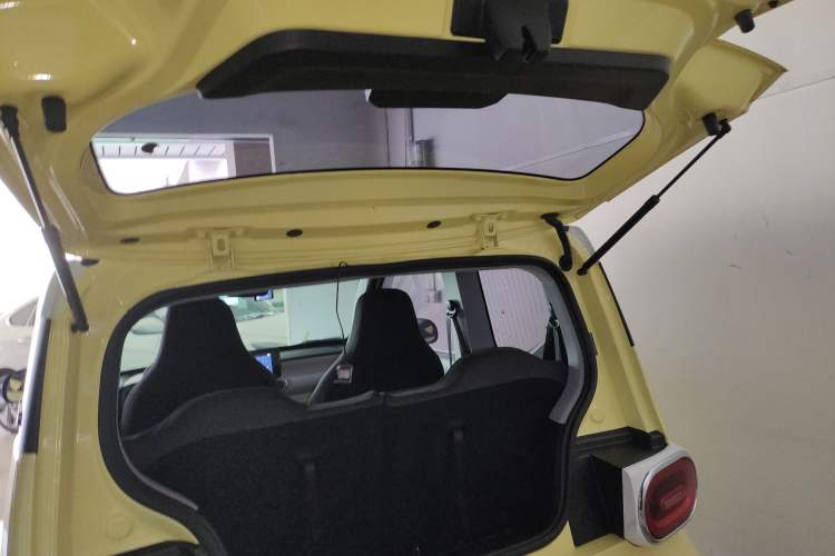 Used Wuling Hongguang MINIEV 2024 3rd Generation 215km Advanced Version Trunk