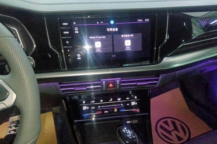 Used Volkswagen Passat 2025 Outstanding Model 380TSI Starry Dragon Glorious Edition Audio And AC Panel