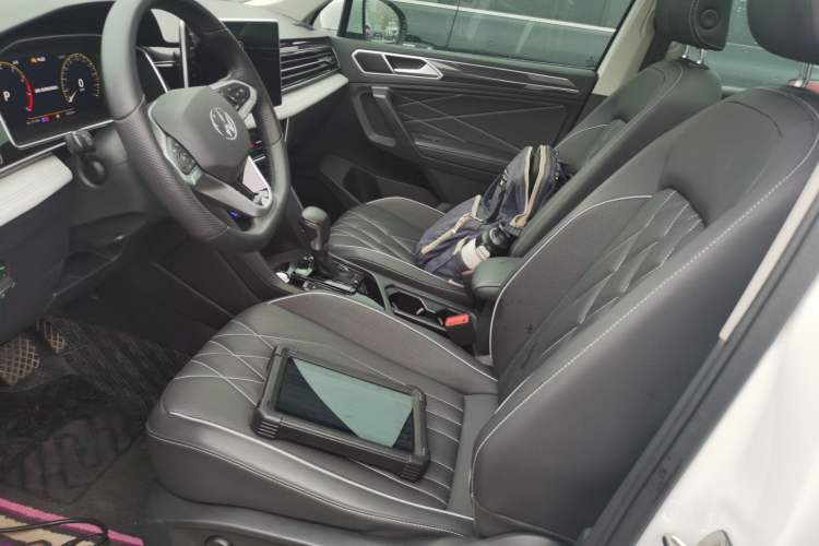 Used Volkswagen Tiguan L 2024 300TSI Automatic Two-Wheel Drive Smart Edition Left Front Seat