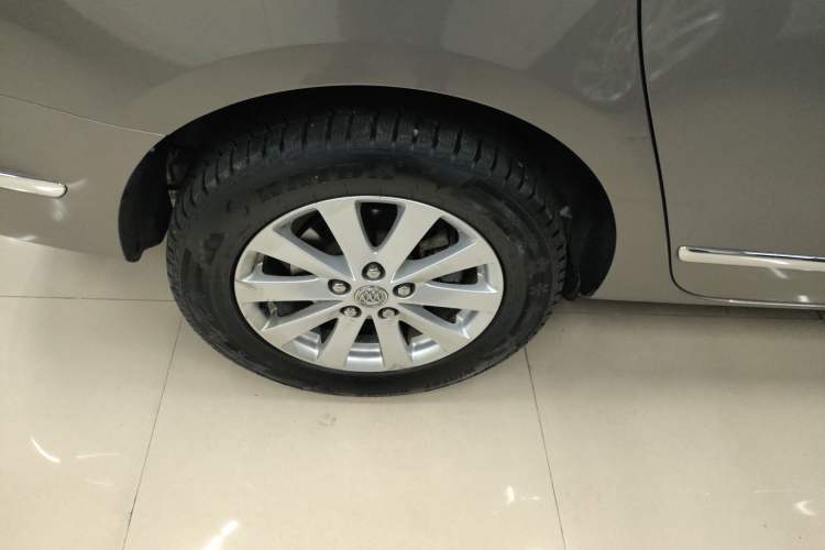 Used Buick GL8 2018 28T Luxury Model China VI Standard