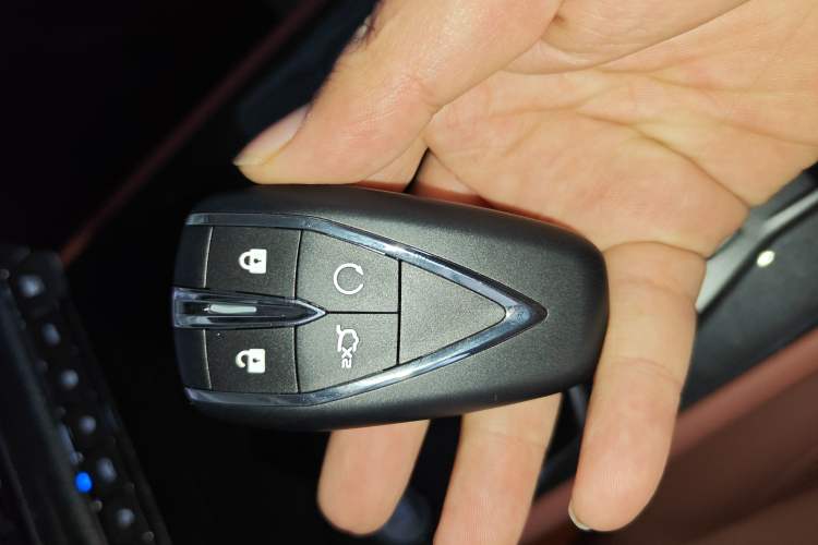 Used Changan CS75 2026 Model PRO 1.5T DCT Prestige 7-Seater
