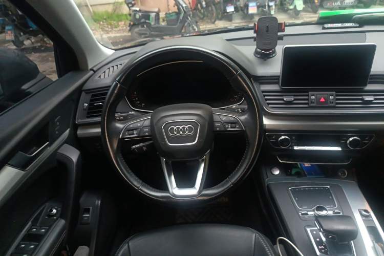 Used Audi Q5L 2020 40 TFSI Prestige Fashion Edition Steering Wheel