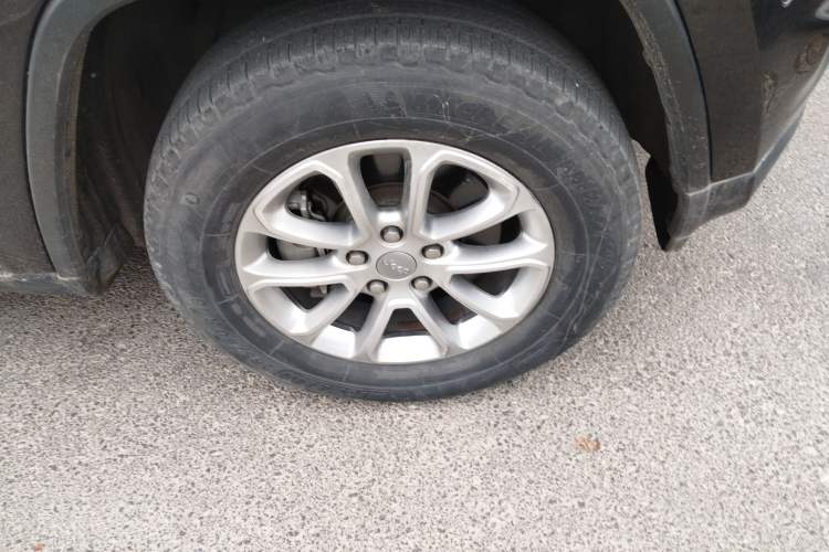 Used Jeep Grand Cherokee 2014 3.6L Elite Navigation Edition