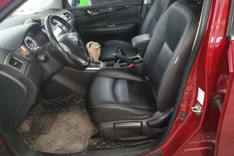 Used Nissan Tiida 2021 1.6L CVT Smart Drive Edition Left Front Seat