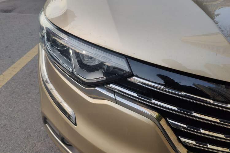 Used Renault Koleos 2017 2.0L Two-Wheel Drive Luxury Edition