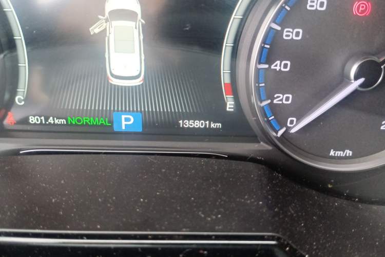 Used GAC Trumpchi GS8 2017 320T Two-Wheel Drive Luxury Smart Connectivity Version (7 Seats) Odometer Close Up