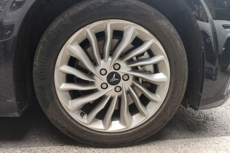 Used VOYAH Dream 2022 Zero-Carbon Edition Plus Intelligent Driving & Range Package—605 km