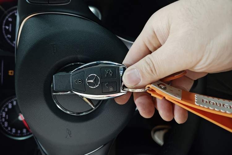 Used Mercedes-Benz GLC 2019 Facelift GLC 260 L 4MATIC Luxury Model