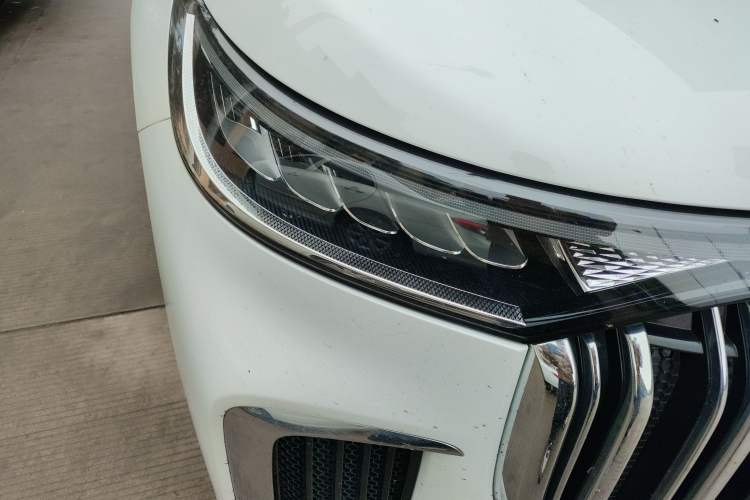 Used VOYAH Dream 2024 PHEV Extended-Range Premium Edition Right Front Headlight