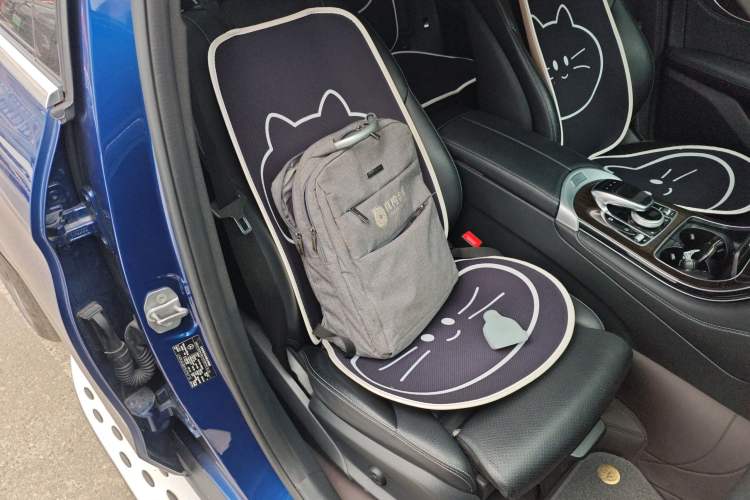 Used Mercedes-Benz GLC 2017 GLC 260 4MATIC Luxury Model
