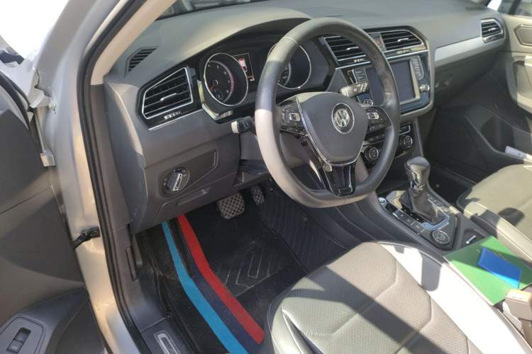 Used Volkswagen Tiguan L 2017 380TSI Automatic All-Wheel-Drive Flagship Edition