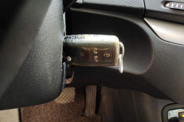 Used Volkswagen Sharan 2018 380TSI Luxury 6-Seater Vehicle Key