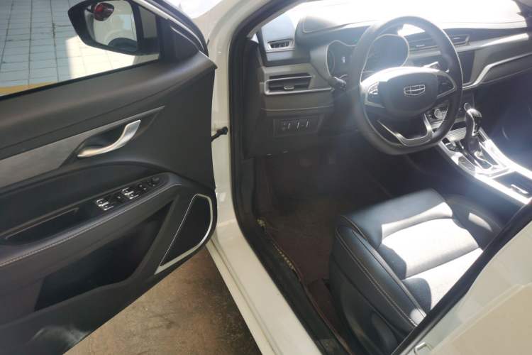 Used Geely Auto Emgrand 2021 UP 1.5L CVT Luxury Model Driver Seat