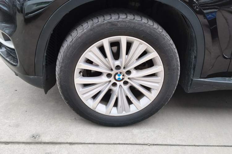 Used BMW X5 2014 xDrive35i Leading Model