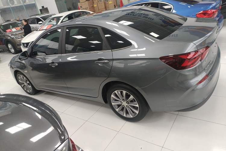 Used Chevrolet Monza 2022 320 Automatic Enjoyment Sunroof Version