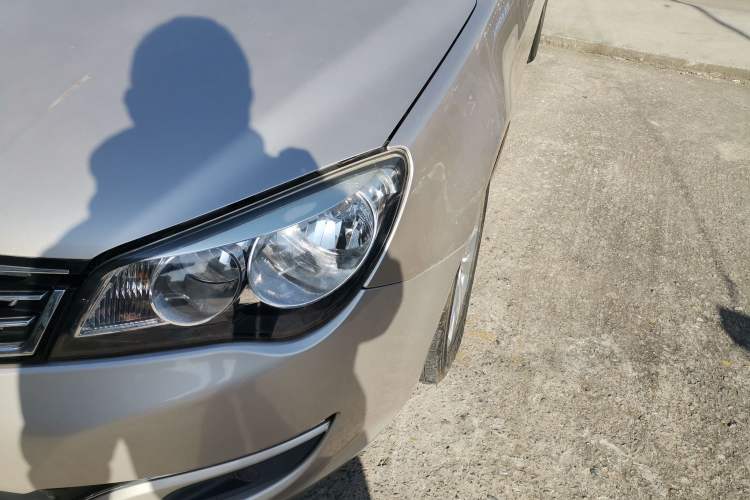 Used Roewe 350 2014 1.5L Automatic Xunda Edition
