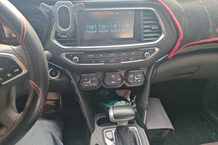 Used GAC Trumpchi GS4 2016 235T G-DCT Luxury Edition
