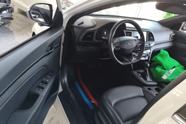 Used Hyundai Elantra (6th Generation / Lingdong) 2020 1.4T Dual-Clutch Xuan Dong · Dynamic Version Driver Seat