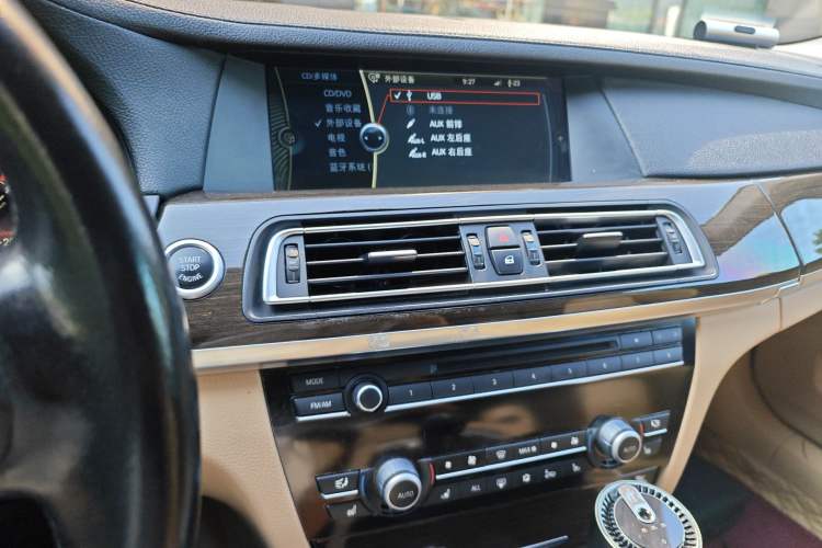 Used BMW 7 Series 2011 730Li Elegant Model Audio And AC Panel