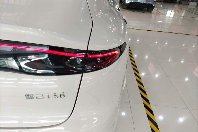 Used IM LS6 2026 Model Pure Electric Max Right Rear Taillight