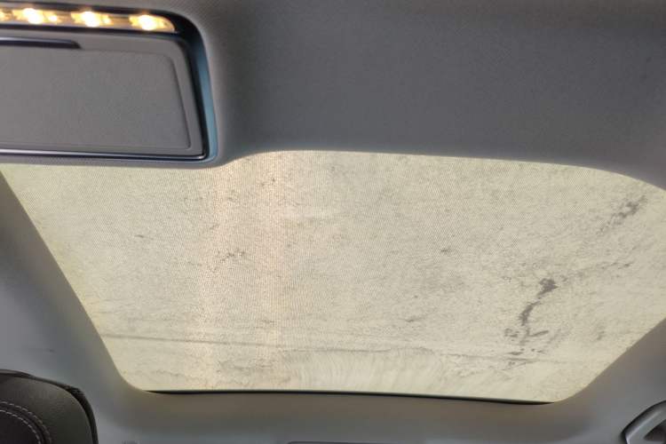 Used Mercedes-Benz C-Class 2020 C 260 L Sport Edition Headliner