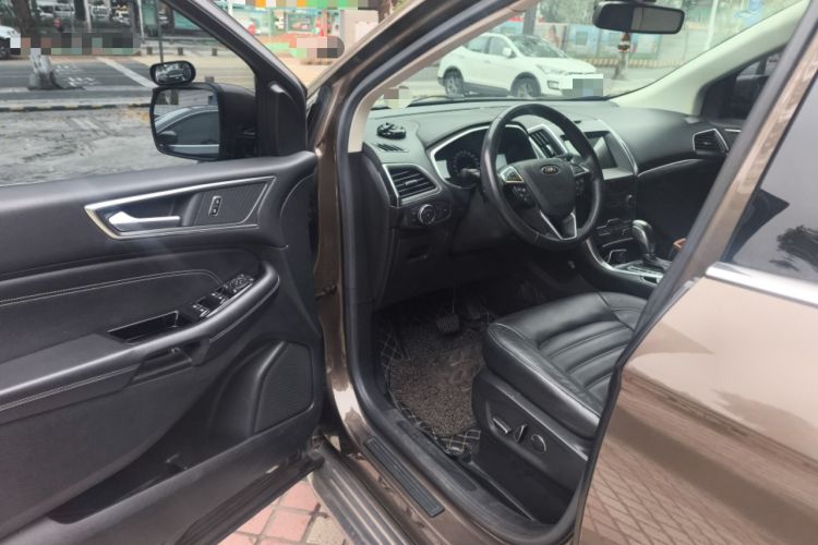 Used Ford Edge 2016 EcoBoost 245 Two-Wheel-Drive Titanium 7-Seater