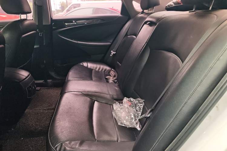 Used Hyundai Sonata 2014 2.4L Automatic Leading Edition China IV Standard Left Rear Seat