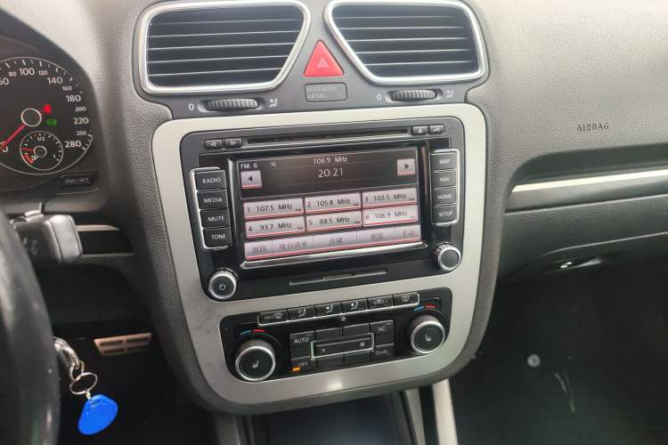 Used Volkswagen Eos 2011 2.0 TSI
