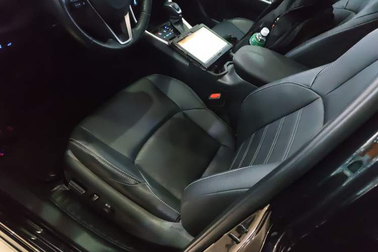 Used Toyota Wildlander 2022 2.0L CVT Two-Wheel Drive Luxury PLUS Edition