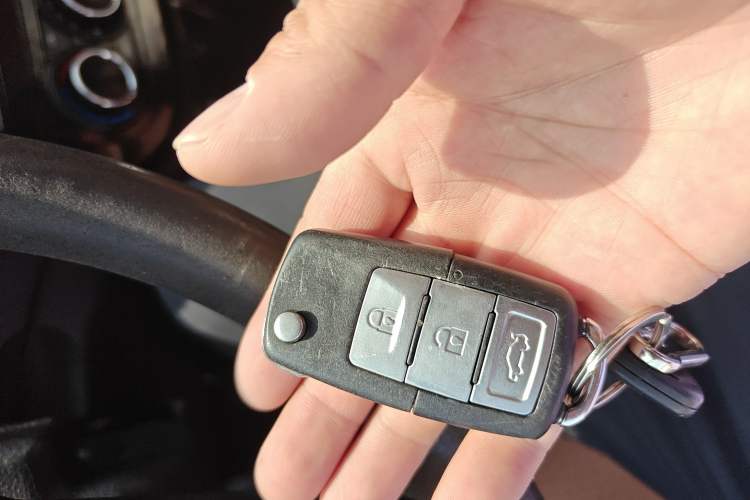 Used FORTHING Joyear X5 2013 1.6L Manual Luxury Model Vehicle Key