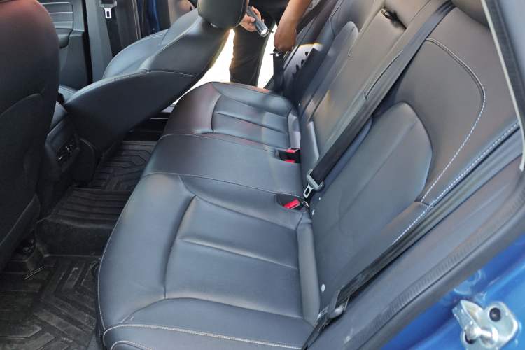 Used Roewe i6 2019 PLUS 20T TST 4G Connected Flagship Superb Edition Left Rear Seat