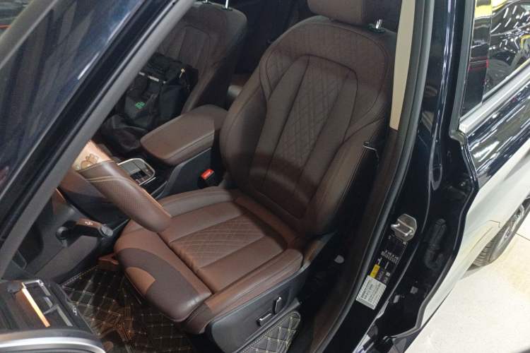 Used BMW iX3 2023 Leading Model
