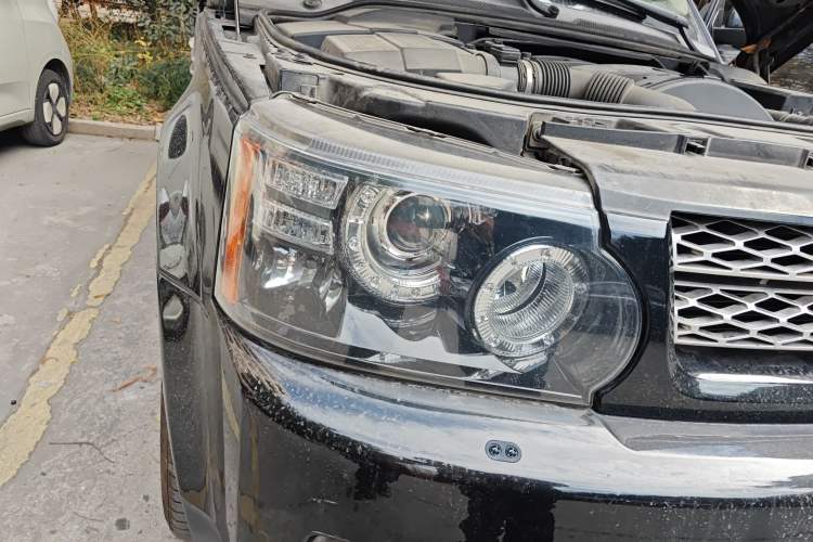 Used Land Rover Range Sport 2013 3.0 TDV6 Diesel Edition
