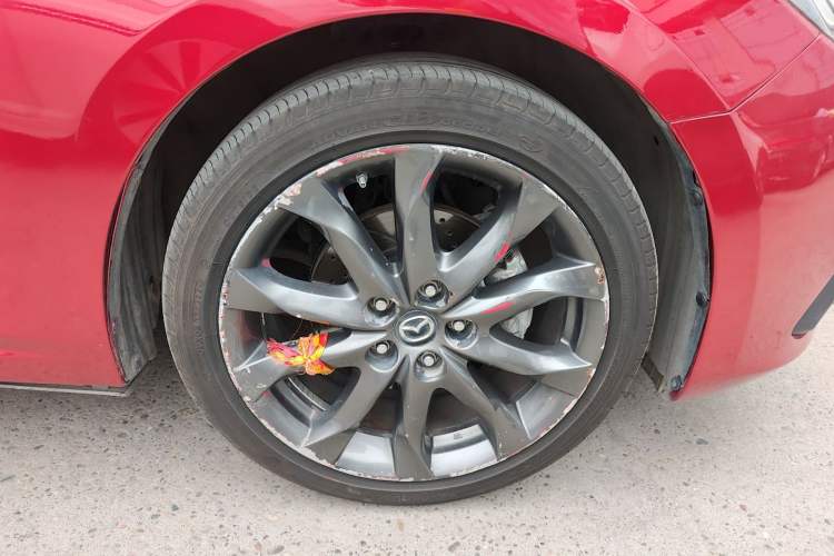 Used Mazda 3 Axela 2014 Sedan 2.0L Automatic Sport Model Right Front Wheel Hub