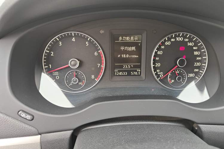 Used Volkswagen Sagitar 2012 1.4TSI Manual Luxury Model