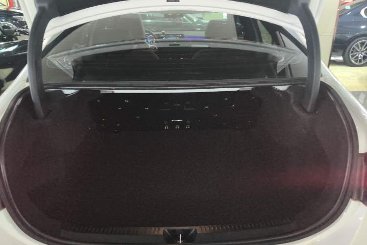 Used Mercedes-Benz A-Class 2021 A 200 L Sport Sedan Fashion Model