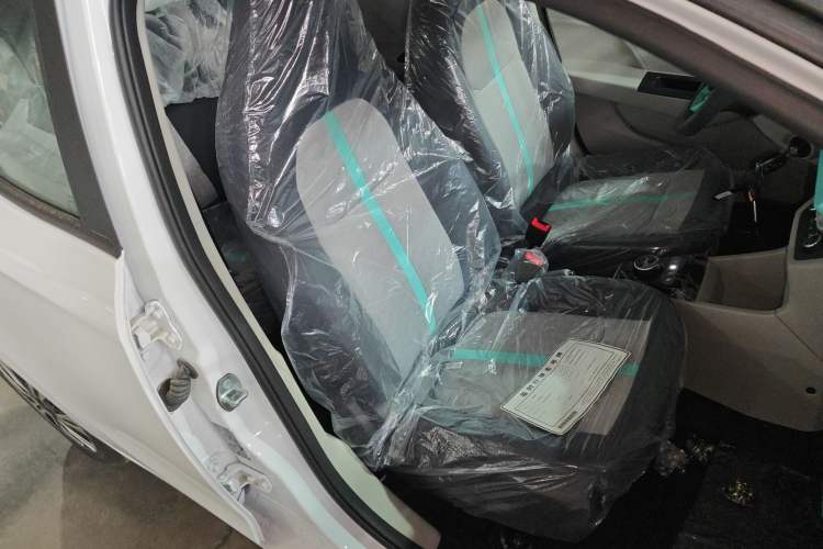 Used JMEV Xiao Qilin 2026 Model PLUS+ Comfort Version Right Front Seat