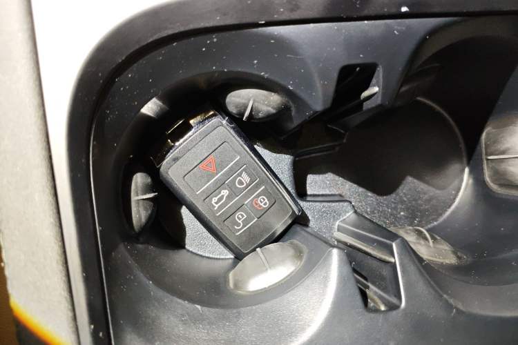 Used Land Rover Discovery Sport 2024 Performance Tech Edition Vehicle Key