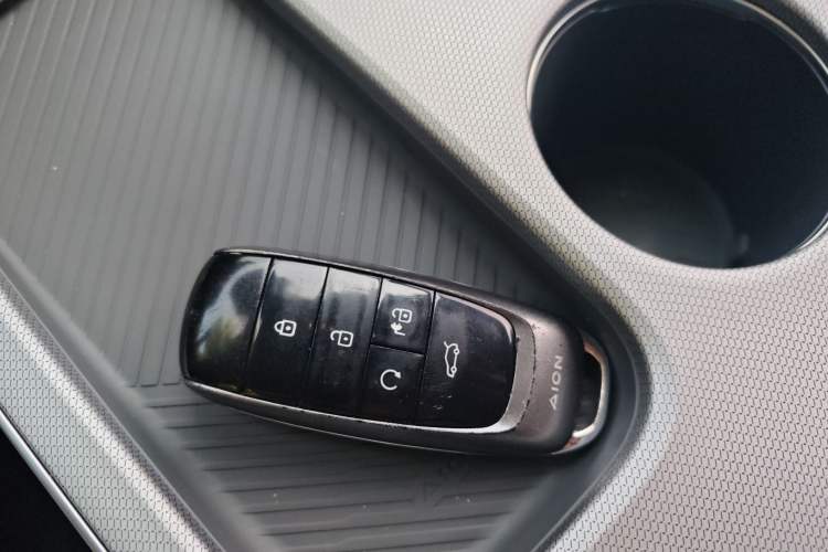 Used AION Y 2024 Younger Star Edition