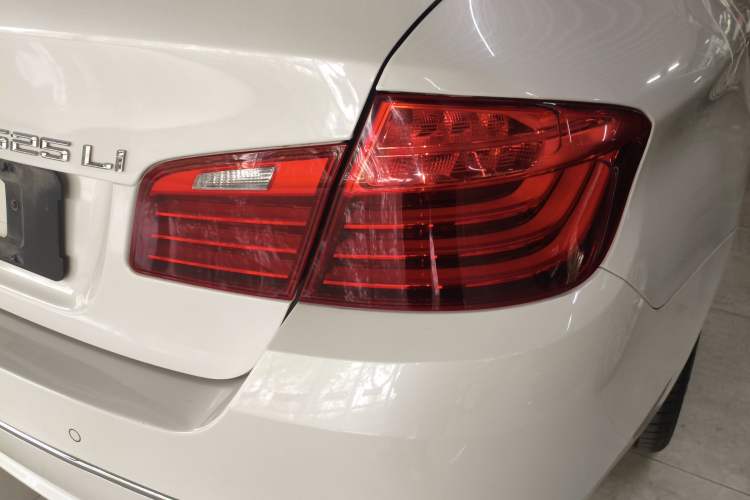 Used BMW 5 Series 2017 525Li Luxury Design Package
