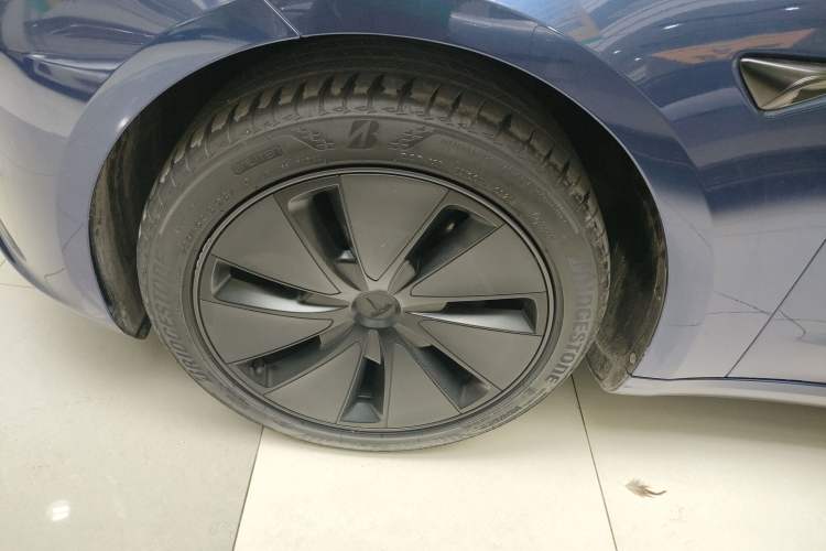 Used Tesla Model 3 2025 Rear-Wheel-Drive Version