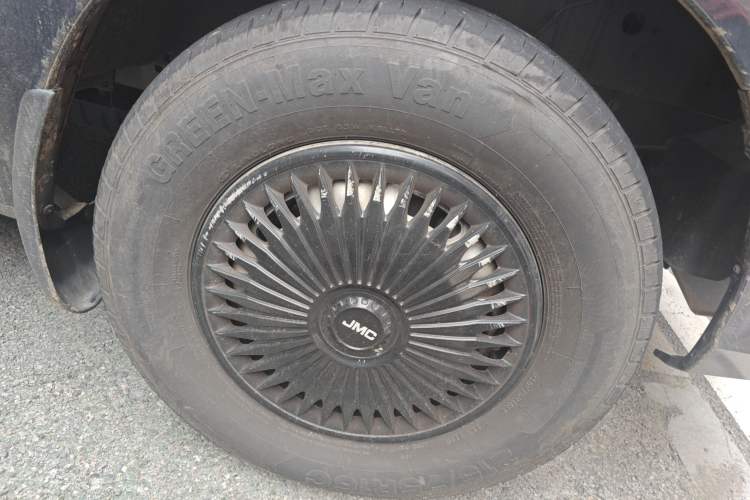 Used JMC Fushun 2025 2.0T 8AT Diesel Short-Wheelbase Garage-Version Commercial Multi-Purpose Passenger Vehicle with 5/6 Seats