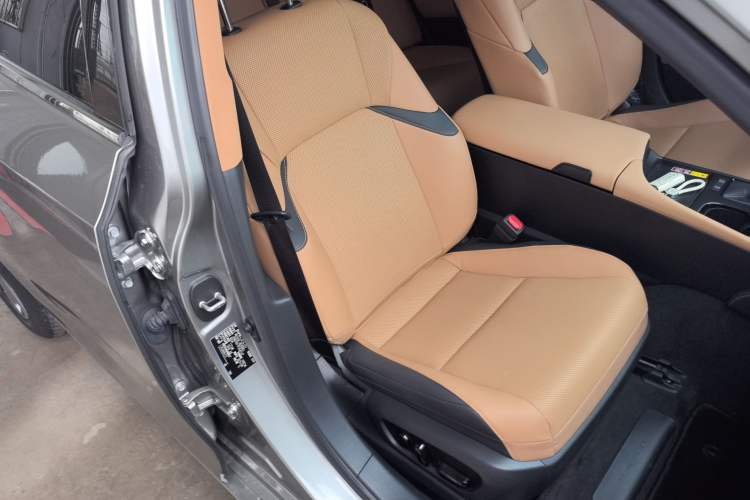 Used Lexus ES 2022 200 Luxury Edition