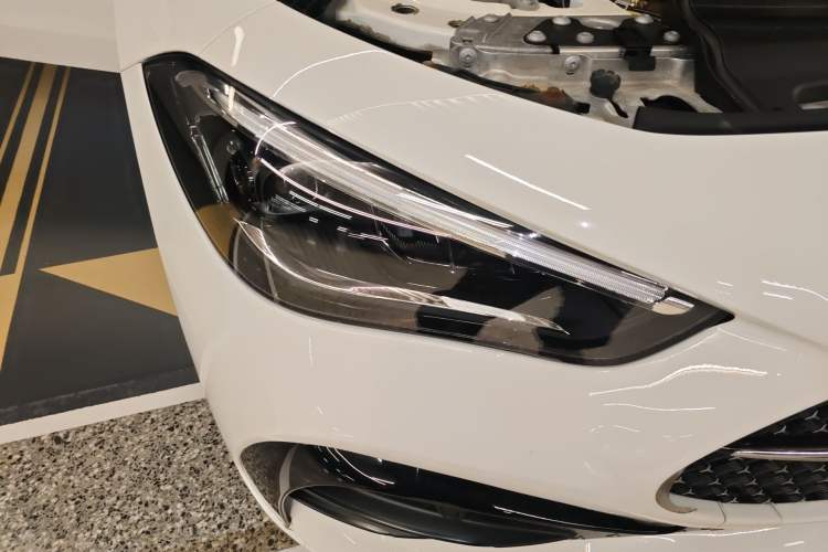 Used Mercedes-Benz CLE 2024 CLE 300 4MATIC Dynamic Coupe Right Front Headlight