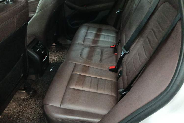 Used BMW X3 2018 xDrive28i M Sport Package China VI Left Rear Seat