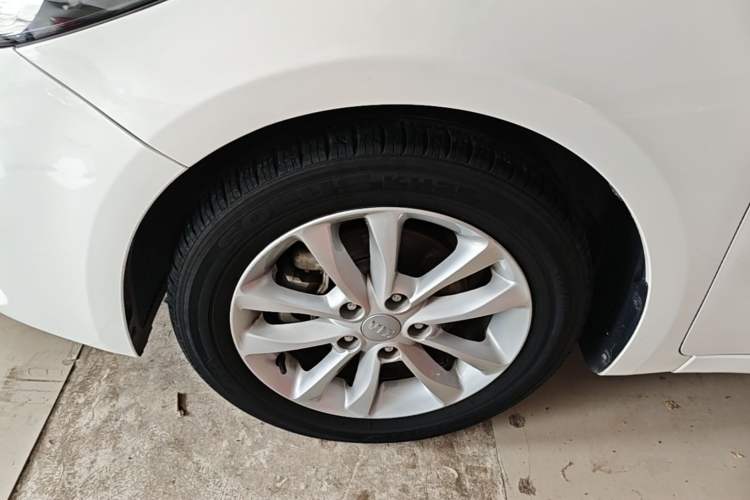 Used Kia K3 2016 1.6L Manual GLS