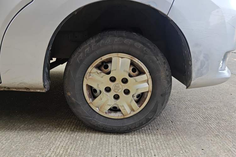 Used CHANGAN KAICHENG Ruixing M70 2019 1.5L Comfort Version 6-Seater China VI Standard Flat Roof Liftback Doors – DAM15KL