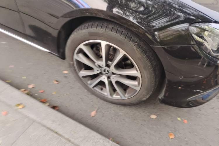 Used Mercedes-Benz E-Class 2016 E 200 L