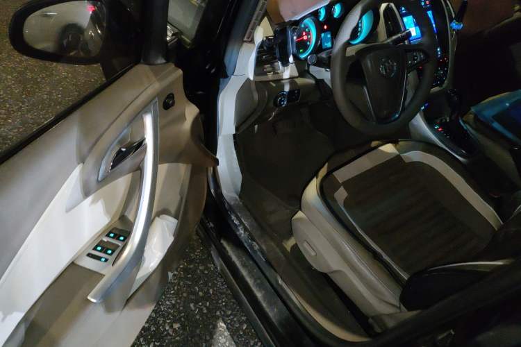 Used Buick GT 2012 GT 1.6L Automatic Comfort Edition
